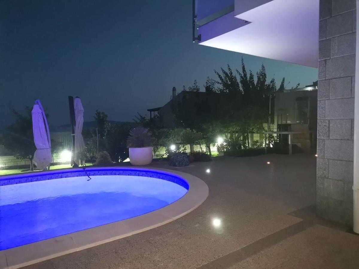 Apartment Ruza - Pool Donji Seget Zewnętrze zdjęcie