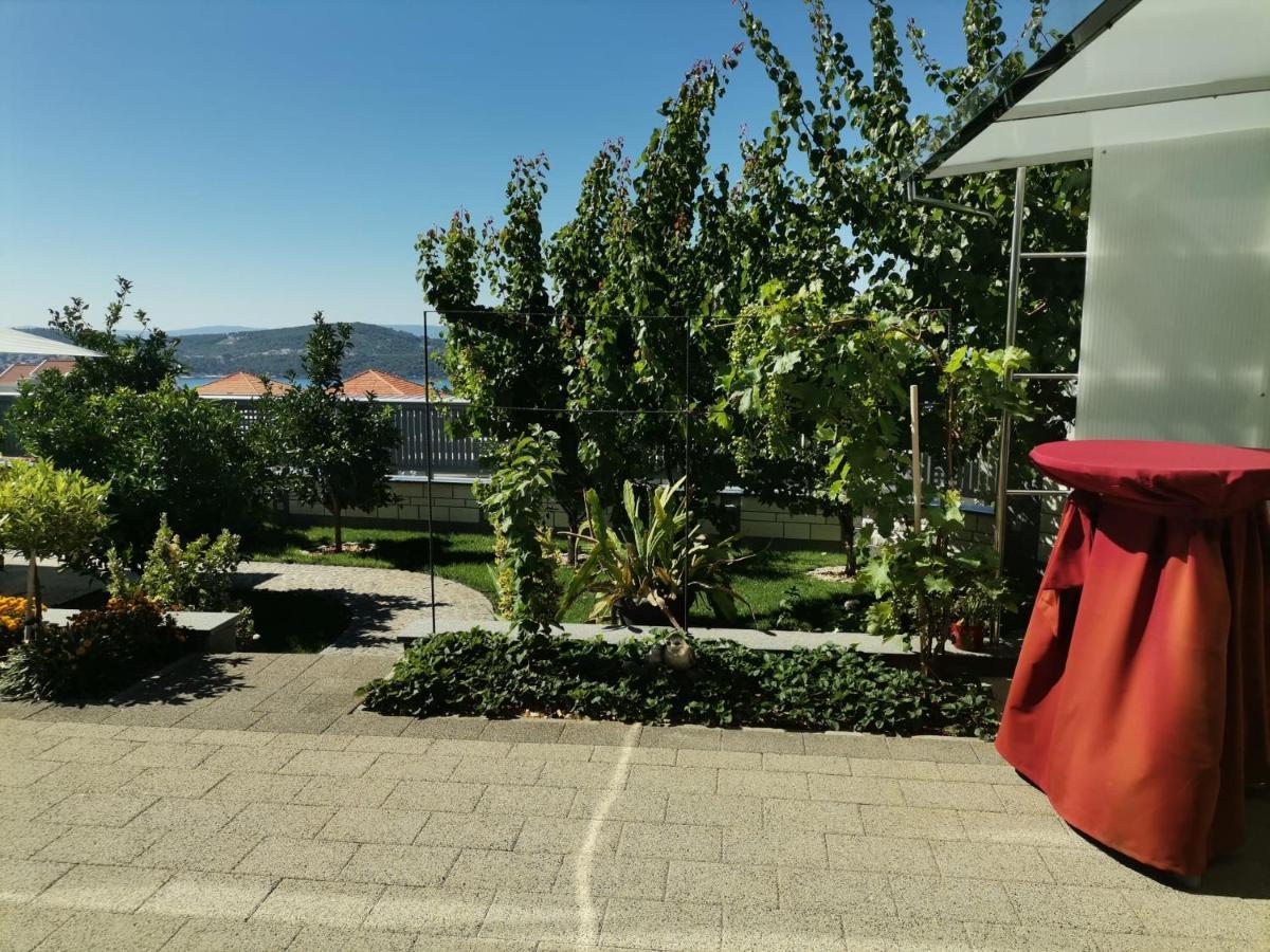 Apartment Ruza - Pool Donji Seget Zewnętrze zdjęcie