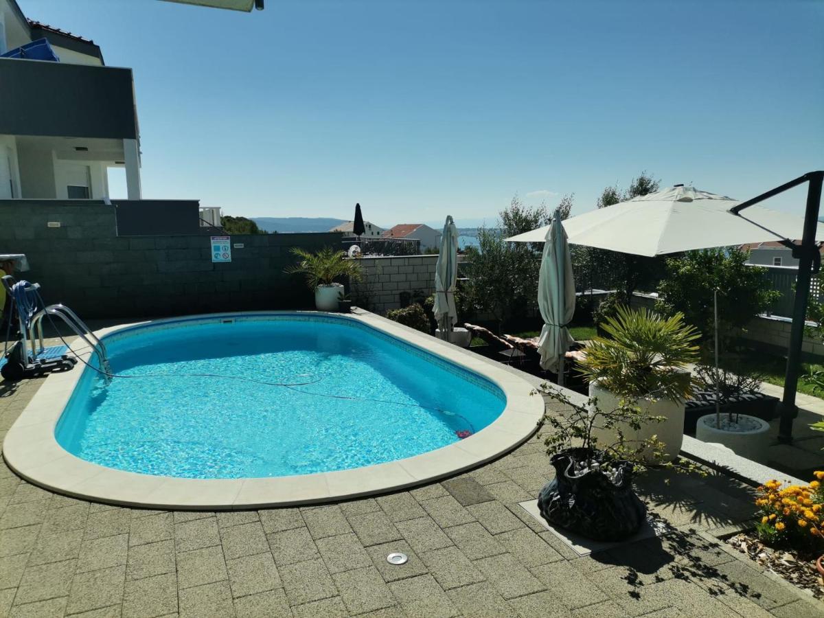 Apartment Ruza - Pool Donji Seget Zewnętrze zdjęcie