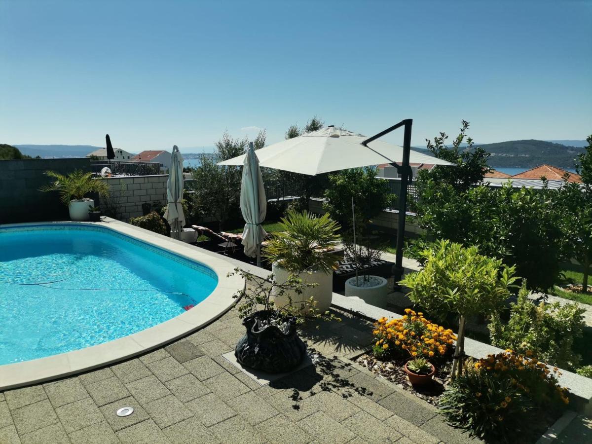 Apartment Ruza - Pool Donji Seget Zewnętrze zdjęcie