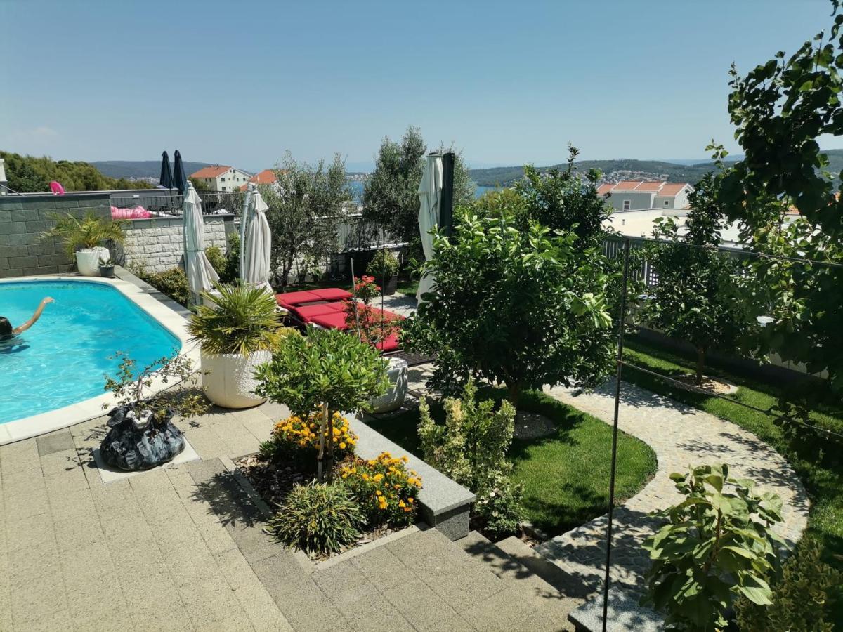 Apartment Ruza - Pool Donji Seget Zewnętrze zdjęcie