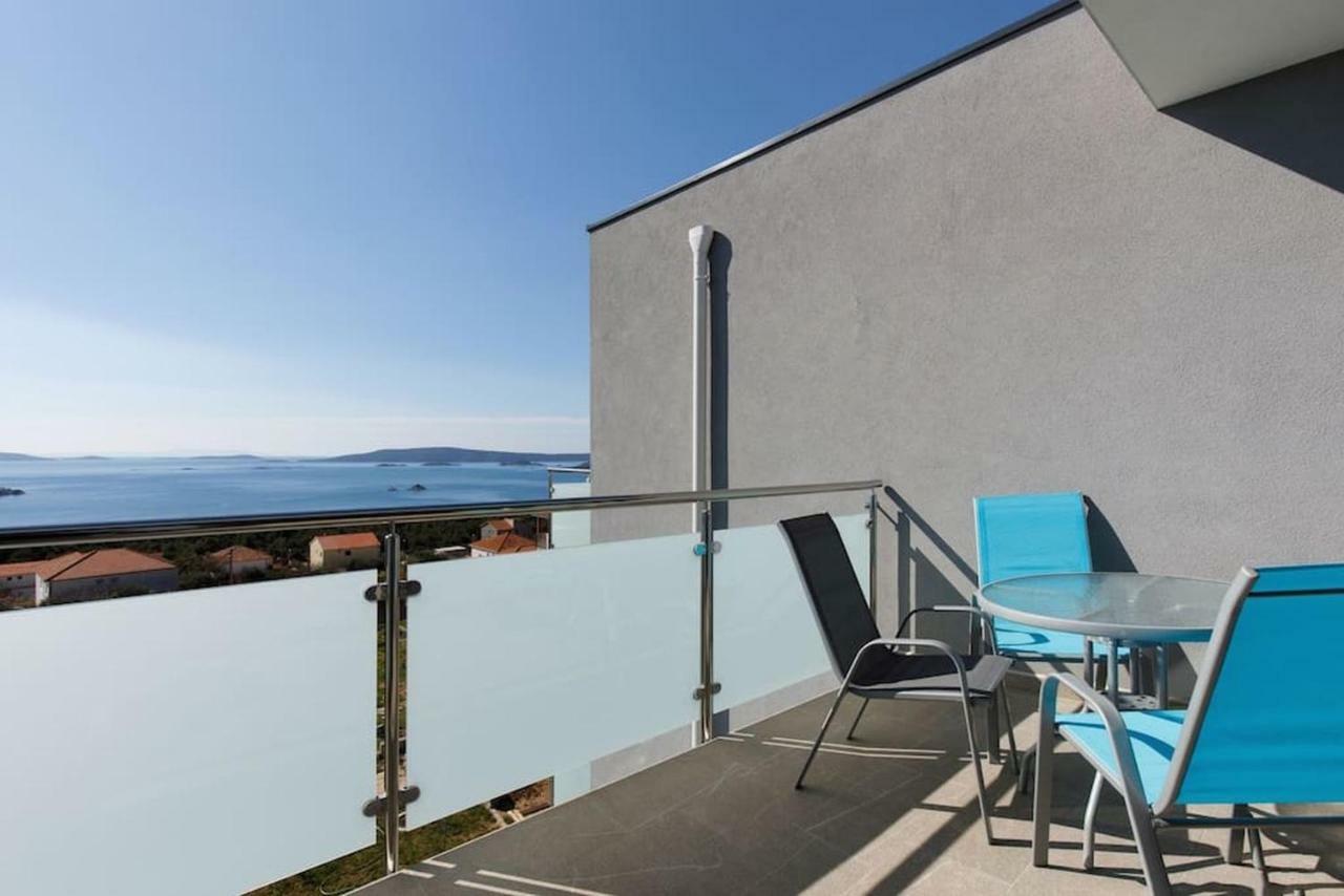Apartment Ruza - Pool Donji Seget Zewnętrze zdjęcie